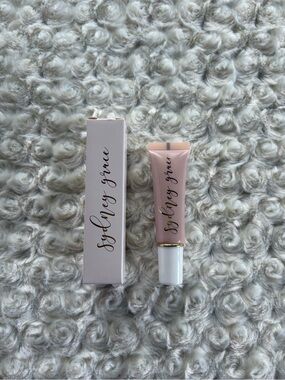 New Sydney Grace Tinsel Toss Cream Eyeshadow